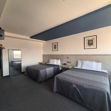 Hotel You Koso Tijuana Bagian luar foto