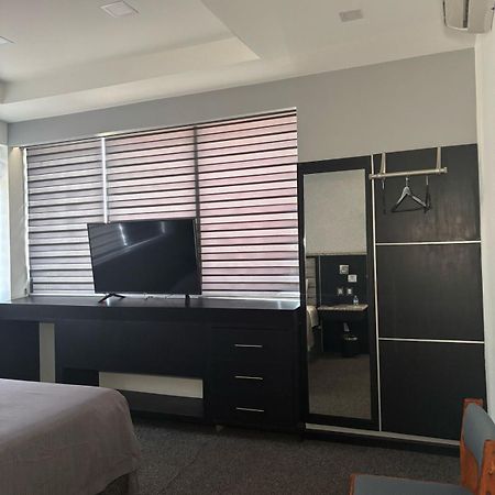 Hotel You Koso Tijuana Bagian luar foto