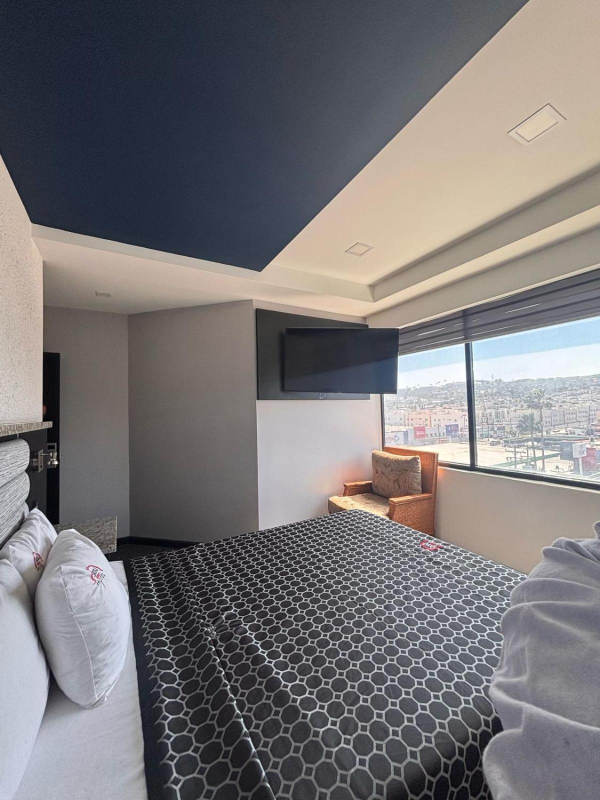 Hotel You Koso Tijuana Bagian luar foto